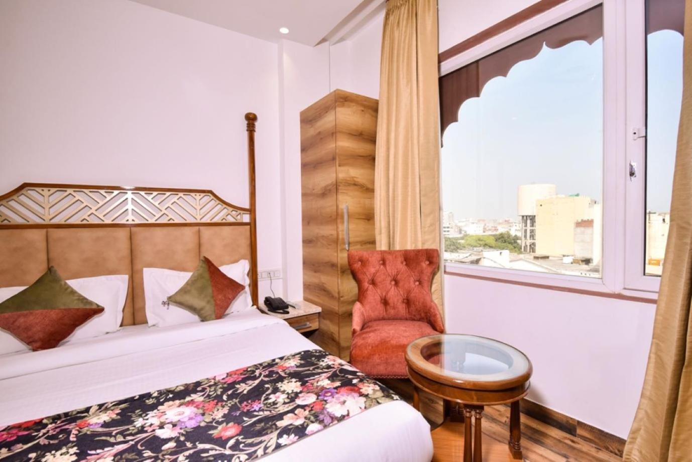 Hotel Rv Golden 암리차르 외부 사진